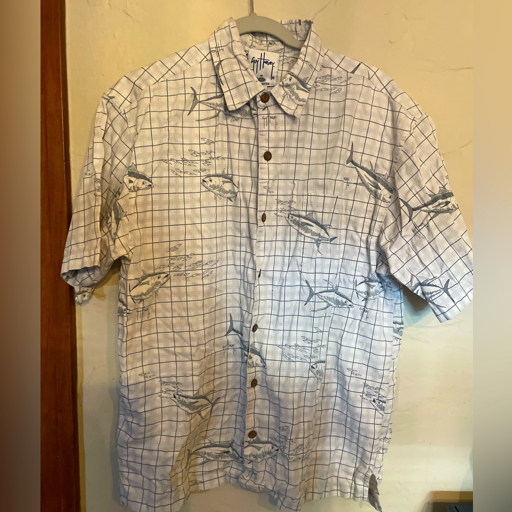 GUY HARVEY SHORT SLEEVE
BUTTON DOWN SHIRT - WOVEN
TUNA PLAID SIZE LARGE